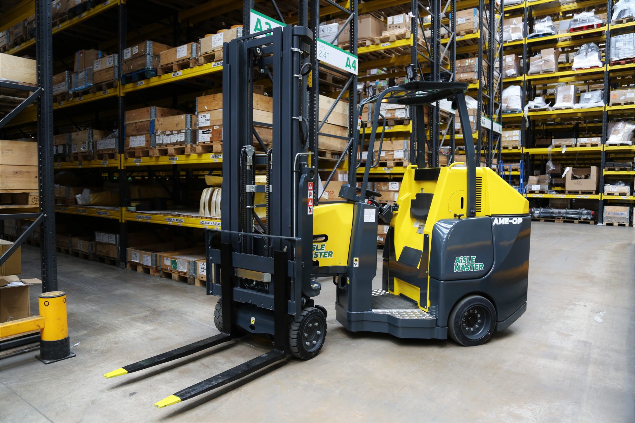 Aisle Master Forklift for Sale