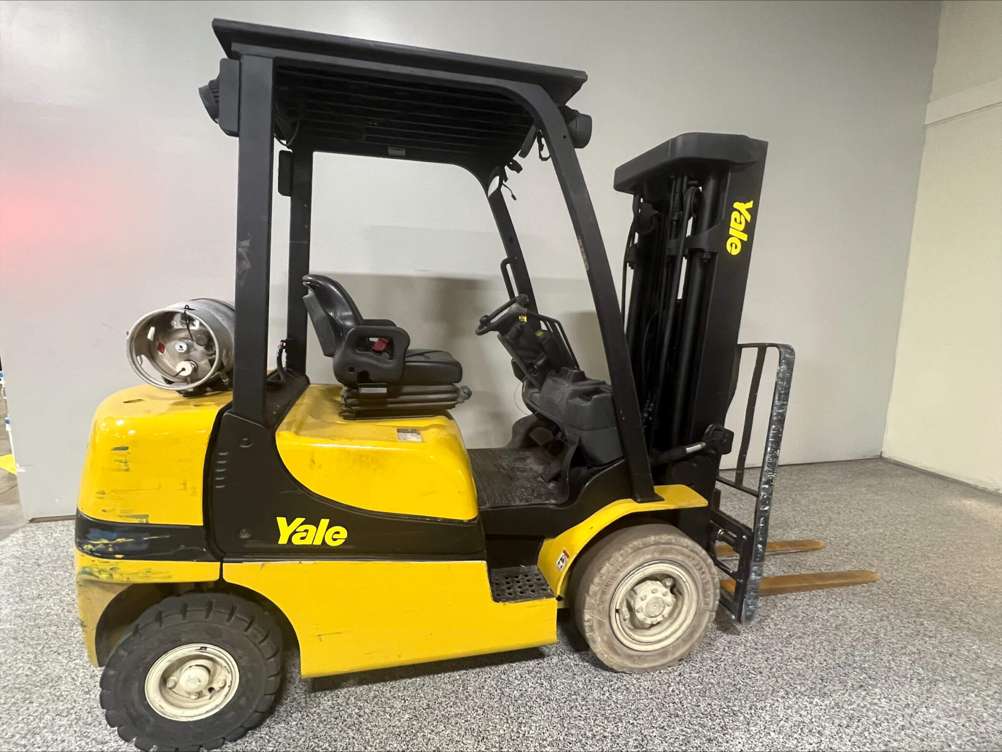 5000lb Capacity Forklift