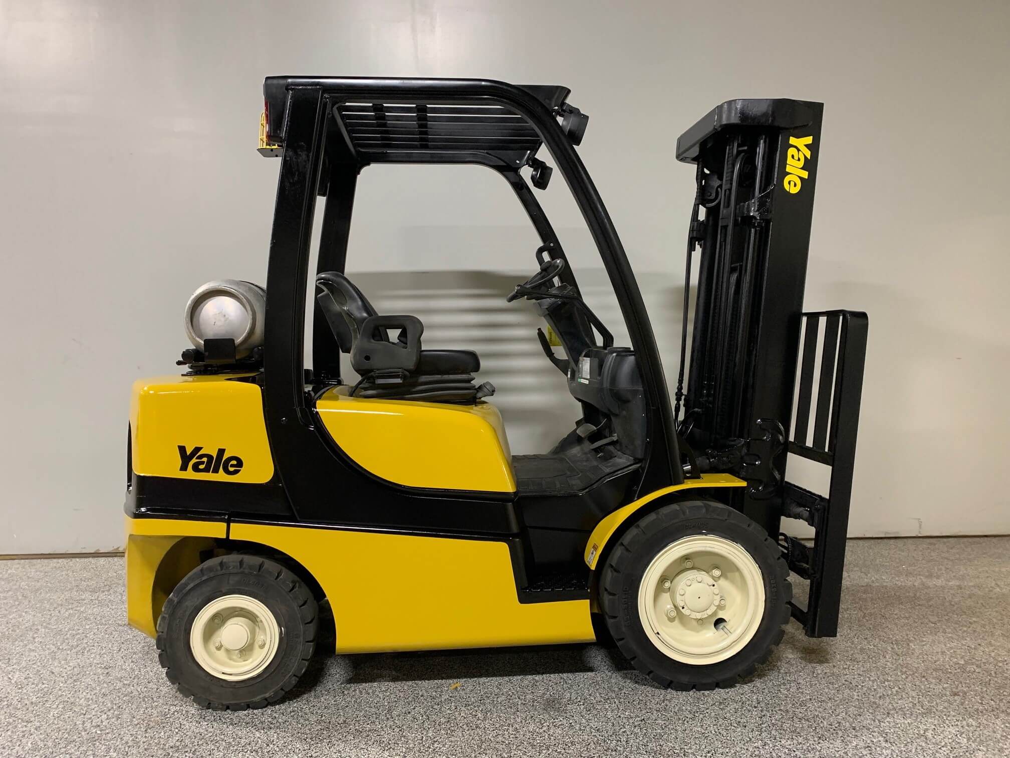 6000lb Capacity Forklift