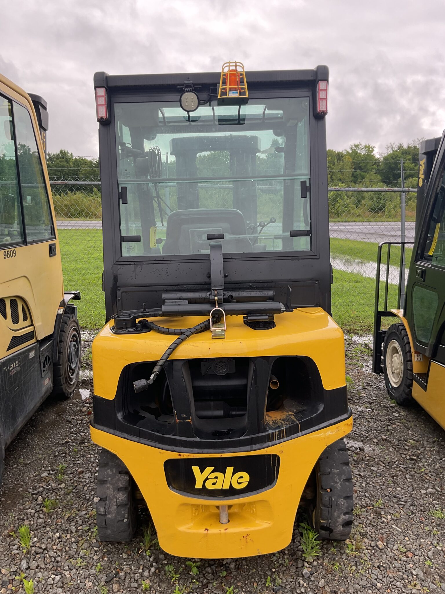 2017 YALE GLP050VX