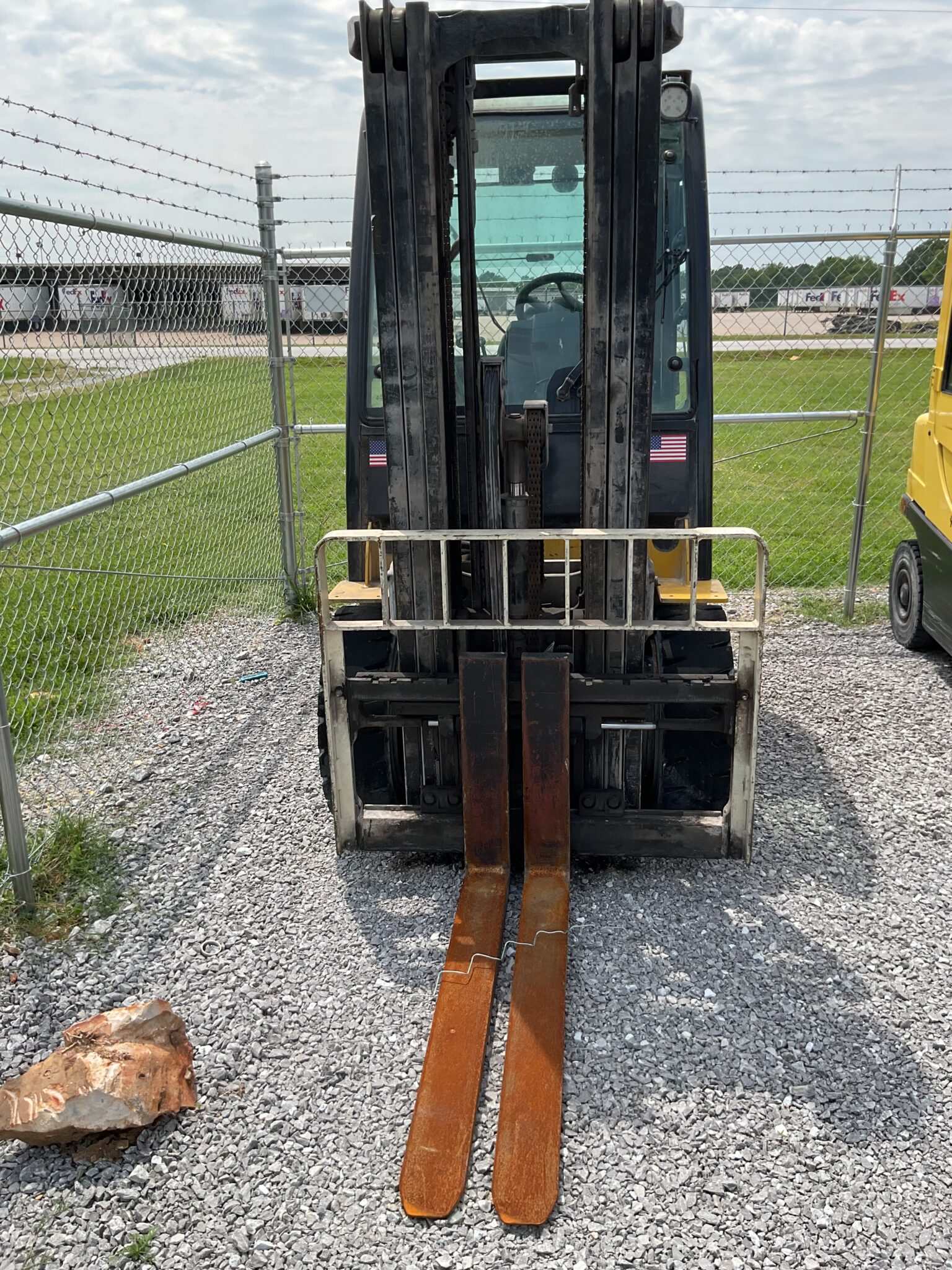 2010 YALE GLP060VX