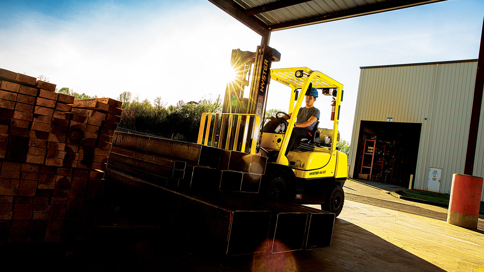 Best Forklifts for Oil & Gas Operations in Midland, TX